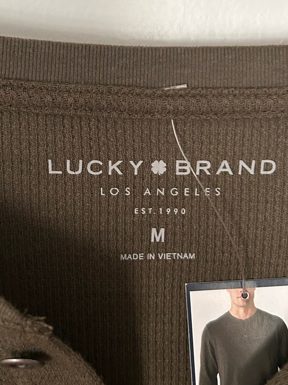Lucky Brand NWT Men’s Size M Long Sleeve Waffle Knit Henley Sweater - Picture 3 of 13